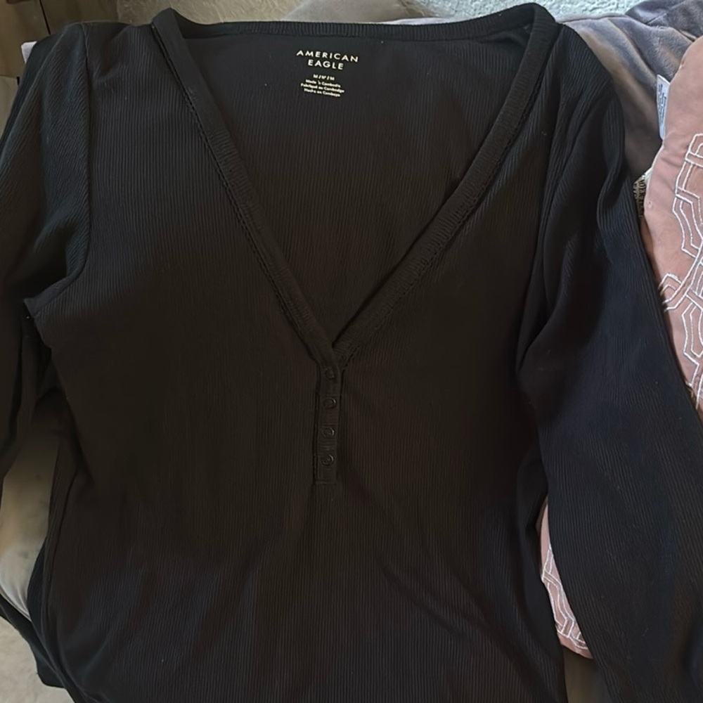 American Eagle Outfitters Black Fitted ribbed long sleeve shirt